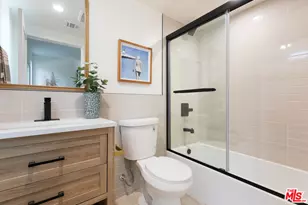 1233 N June St, Los Angeles, CA 90028 - Photo 35