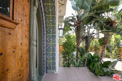 2812 Somerset Dr, Los Angeles, CA 90016 - Photo 23