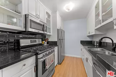 832 Euclid St #105, Santa Monica, CA 90403 - Photo 13