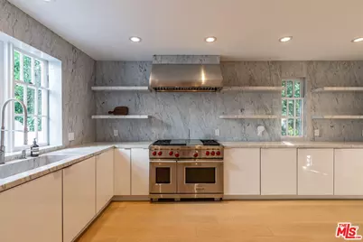 1248 N Wetherly Dr, Los Angeles, CA 90069 - Photo 13
