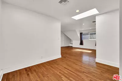 851 S Orange Dr, Los Angeles, CA 90036 - Photo 37