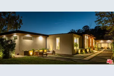 12752 Mulholland Dr, Beverly Hills, CA 90210 - Photo 57