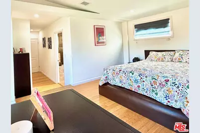 5445 Agnes Ave, Valley Village, CA 91607 - Photo 11