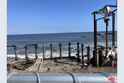 19854 Pacific Coast Hwy, Malibu, CA 90265 - Photo 7