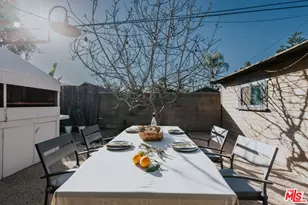 889 N Chester Ave, Pasadena, CA 91104 - Photo 61