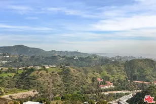 6960 Pacific View Dr, Los Angeles, CA 90068 - Photo 3