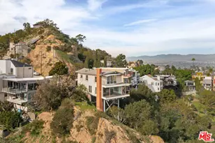 6960 Pacific View Dr, Los Angeles, CA 90068 - Photo 13