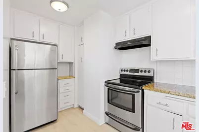 10747 Wilshire Blvd #703, Los Angeles, CA 90024 - Photo 5