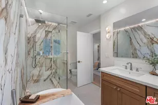 177 S Gardner St, Los Angeles, CA 90036 - Photo 17