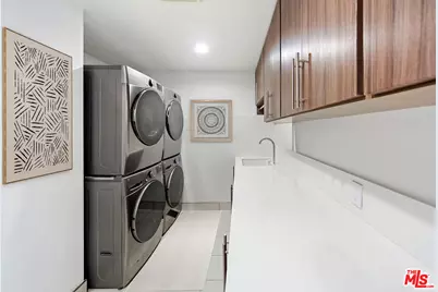 32597 Pacific Coast Hwy, Malibu, CA 90265 - Photo 25