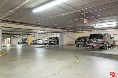 10535 Wilshire Blvd #904, Los Angeles, CA 90024 - Photo 33