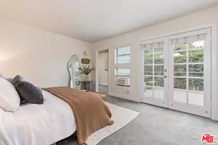 215 Entrada Dr, Santa Monica, CA 90402 - Photo 13