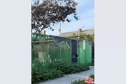 6544 S Victoria Ave, Los Angeles, CA 90043 - Photo 27