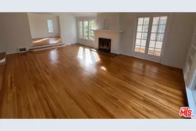 1040 S Longwood Ave, Los Angeles, CA 90019 - Photo 25