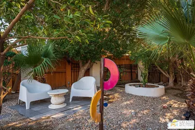 2072 Arnico St, Palm Springs, CA 92262 - Photo 15
