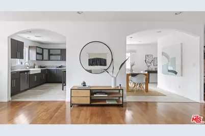 11465 Cumpston St, North Hollywood, CA 91601 - Photo 13