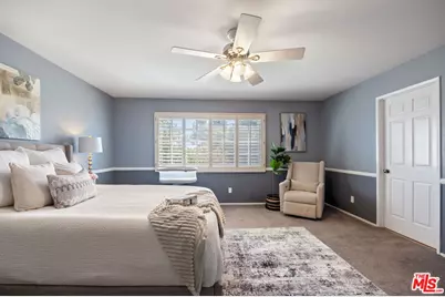 18135 Burbank Blvd #6, Tarzana, CA 91356 - Photo 21