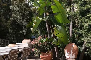 7902 Fareholm Dr, Los Angeles, CA 90046 - Photo 25