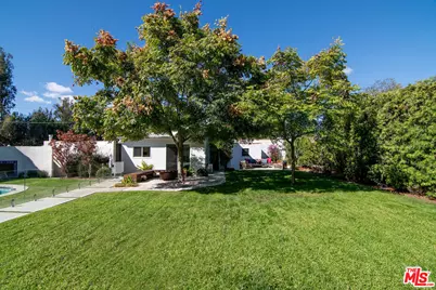 501 N Cahuenga Blvd, Los Angeles, CA 90004 - Photo 49