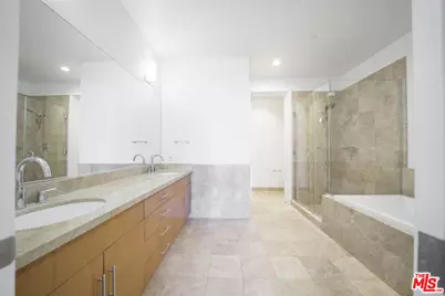 3223 W 6th St #605, Los Angeles, CA 90020 - Photo 25