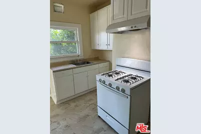 1832 S Bonnie Brae St, Los Angeles, CA 90006 - Photo 11