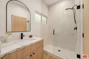 2229 Willetta St, Los Angeles, CA 90068 - Photo 31