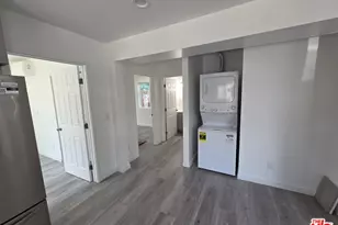 635 W 51st St, Los Angeles, CA 90037 - Photo 11