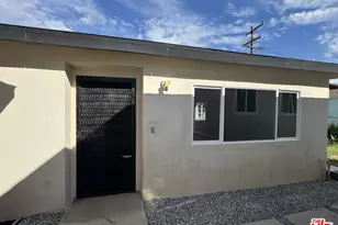 1215 W 104th St, Los Angeles, CA 90044 - Photo 31