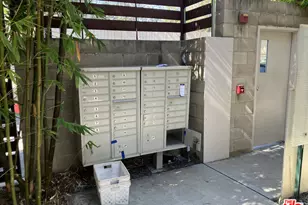 717 N Highland Ave, Los Angeles, CA 90038 - Photo 45