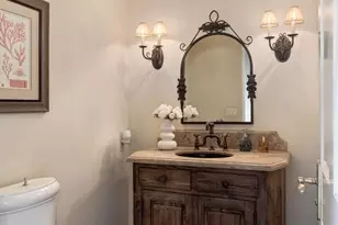 12683 Promontory Rd, Los Angeles, CA 90049 - Photo 17