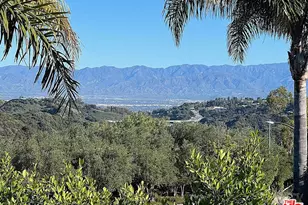 12683 Promontory Rd, Los Angeles, CA 90049 - Photo 27