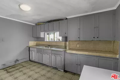 275 S Union Ave, Los Angeles, CA 90026 - Photo 21