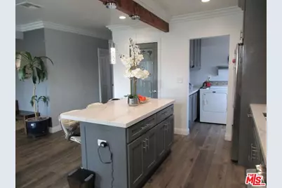 1829 W 84th Pl, Los Angeles, CA 90047 - Photo 13