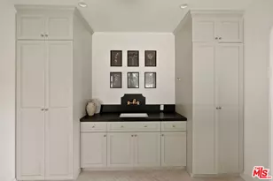 131 S Saltair Ave, Los Angeles, CA 90049 - Photo 19