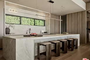 30010 Andromeda Ln, Malibu, CA 90265 - Photo 15