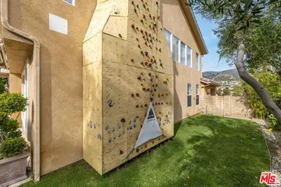 20250 Wynfreed Ln, Porter Ranch, CA 91326 - Photo 45