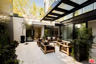 1210 Laurel Way, Beverly Hills, CA 90210 - Photo 33