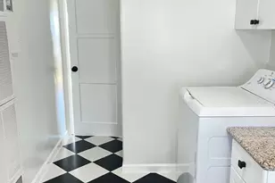 1306 S Longwood Ave, Los Angeles, CA 90019 - Photo 61