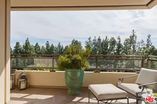 1 W Century Dr, Los Angeles, CA 90067 - Photo 17