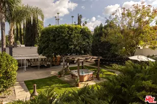 20523 Miranda Pl, Woodland Hills, CA 91367 - Photo 27
