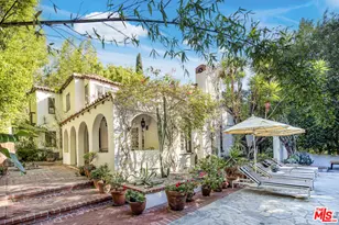 1135 Sunset Vale Ave., West Hollywood, CA 90069 - Photo 11