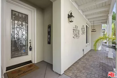 26809 Brookhollow Dr, Valencia, CA 91355 - Photo 3