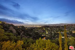 8620 Skyline Dr, Los Angeles, CA 90046 - Photo 33