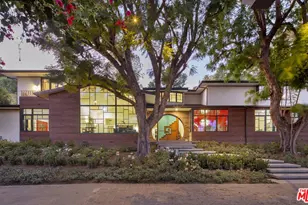 16001 Woodvale Rd, Encino, CA 91436 - Photo 3