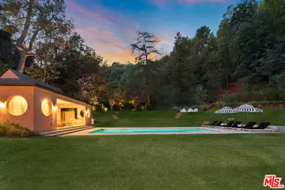 16001 Woodvale Rd, Encino, CA 91436 - Photo 25