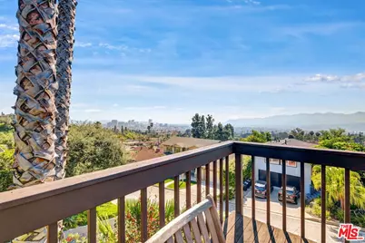 441 Audraine Dr, Glendale, CA 91202 - Photo 3