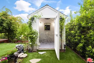 12052 Laurel Terrace Dr, Studio City, CA 91604 - Photo 33