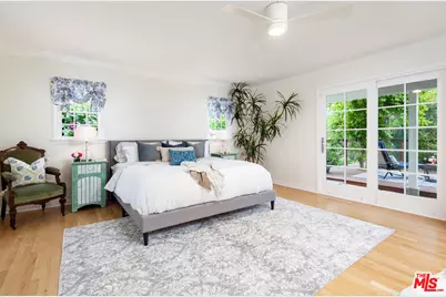 12052 Laurel Terrace Dr, Studio City, CA 91604 - Photo 21