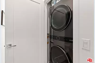 2923 Exposition Pl #1, Los Angeles, CA 90018 - Photo 17