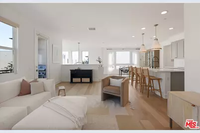 2923 Exposition Pl #1, Los Angeles, CA 90018 - Photo 1